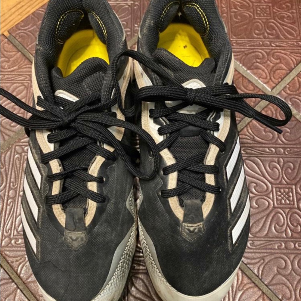 Adidas Bounce Cleats mens Size 7